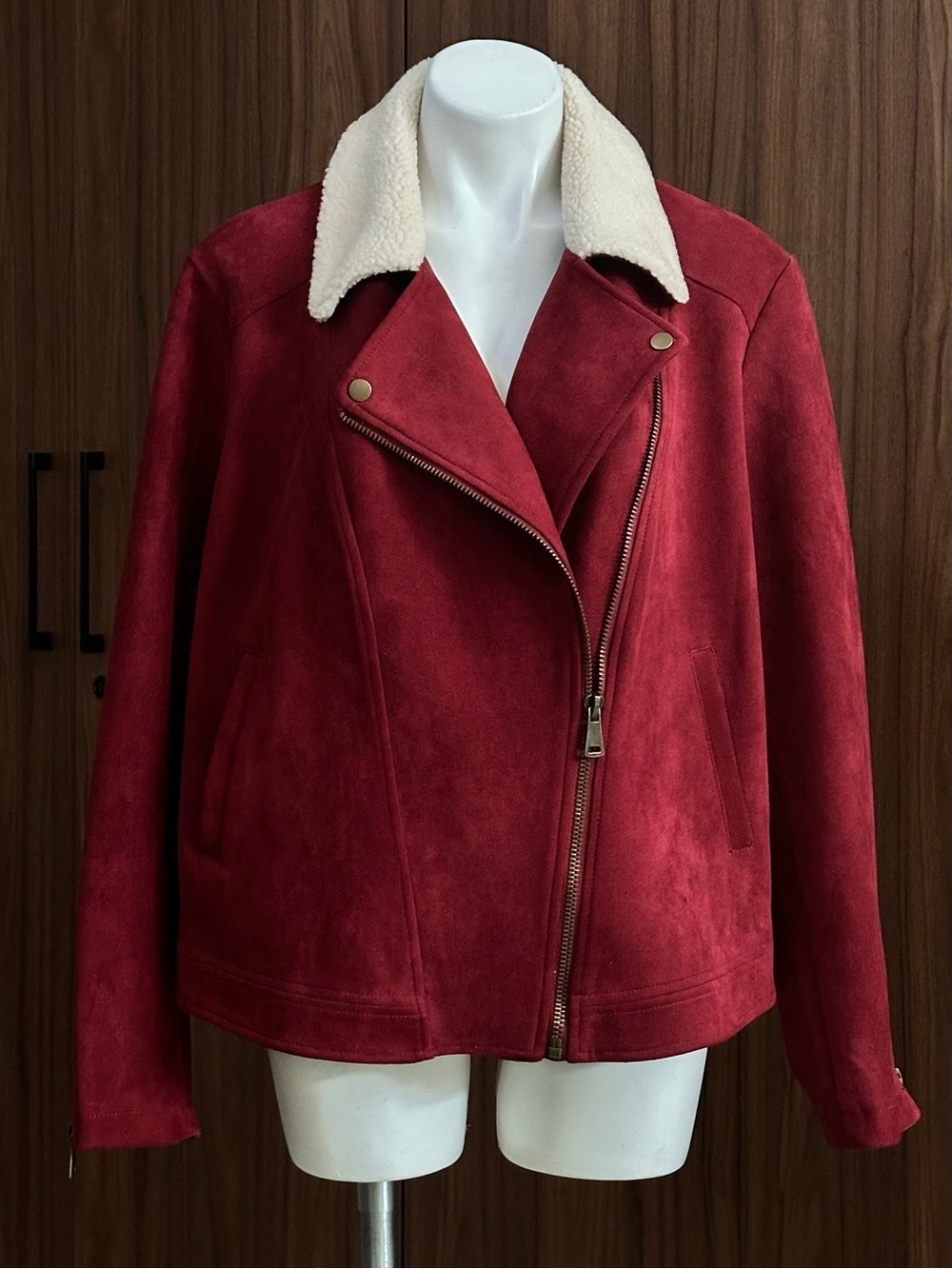 JustFab Raspberry Faux-Suede Bomber Jacket with Cream Sherpa Collar Size 3X